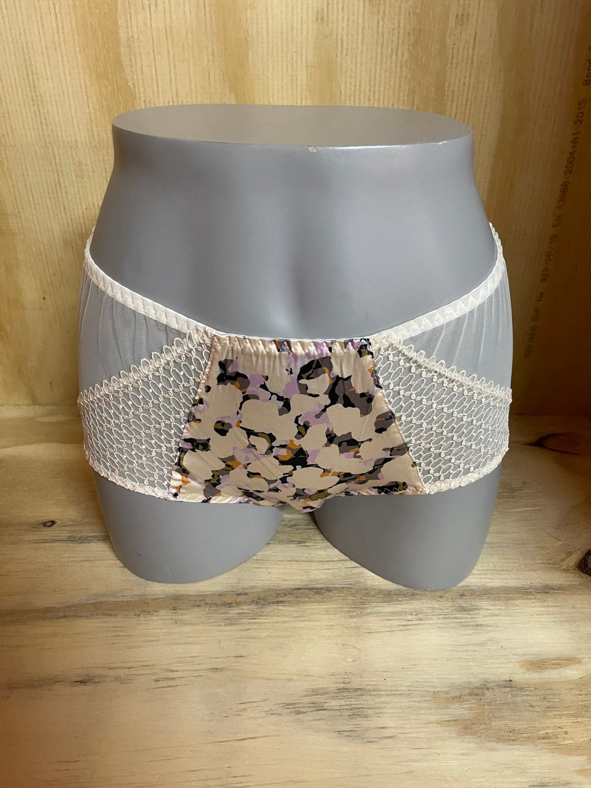 Louisa bracq tsille slip maat 40 angie lin, Verzenden, Beige, Slip