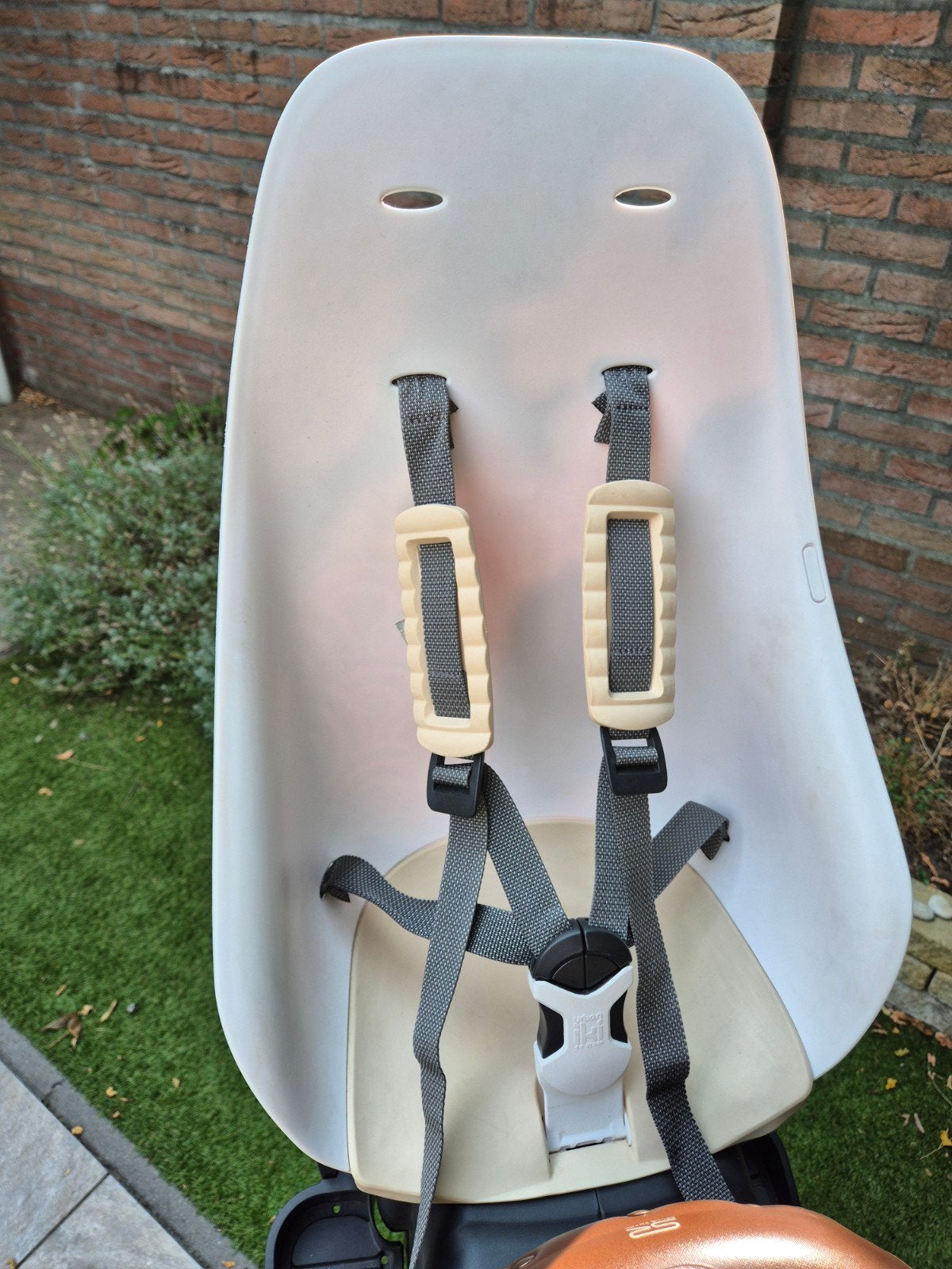 Urban Iki fietsstoeltje wit, Ophalen, Achterzitje, Urban IKI, 9 t/m 18 kg