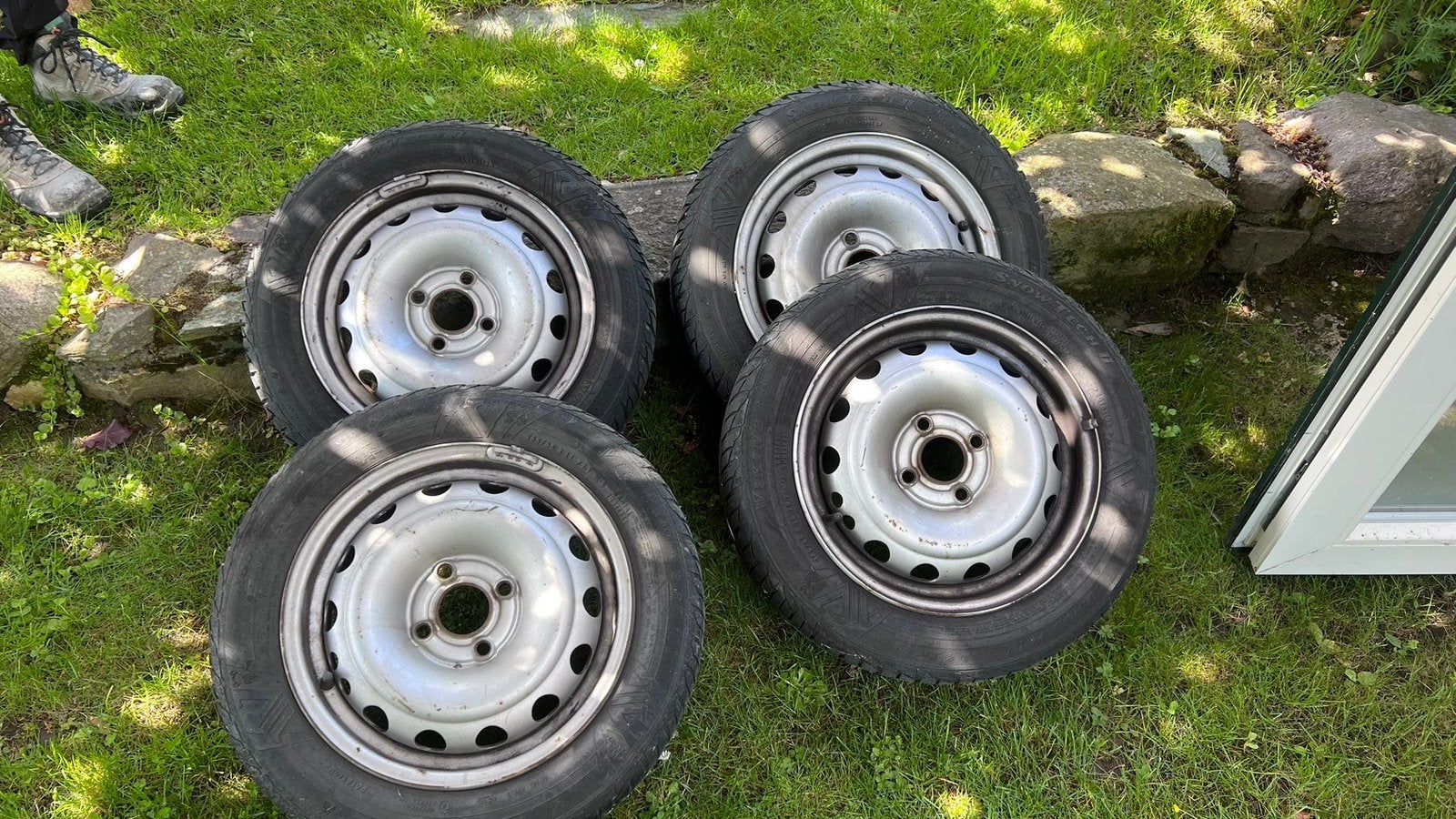 4x Winterbanden op stalen velgen – Viking SnowTech II 165/65, Ophalen, Gebruikt