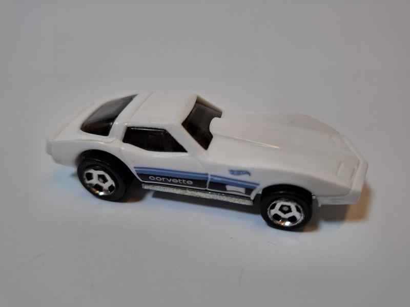 Chevrolet Corvette 1975 2012 wit Hot Wheels plastic body 3", Ophalen of Verzenden, Nieuw, Auto
