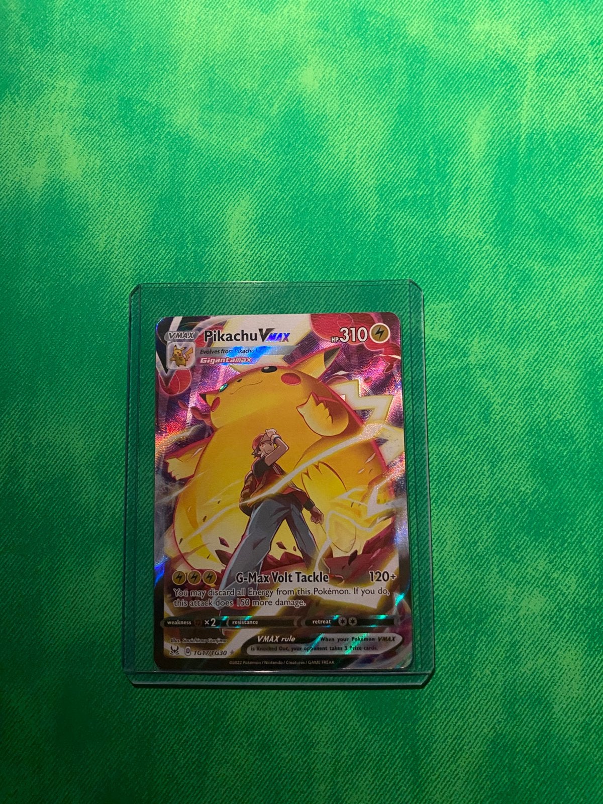 Pikachu VMAX (LOR TG17), Ophalen of Verzenden, Nieuw, Sleeves of Kaarthoesjes