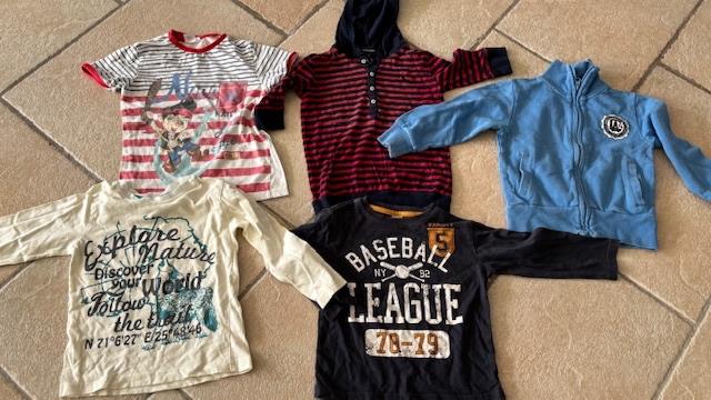 Kleding pakket maat 98/104 vest, trui lange en korte mouwen…, Ophalen of Verzenden, Gebruikt, Jongen of Meisje, Shirt of Longsleeve
