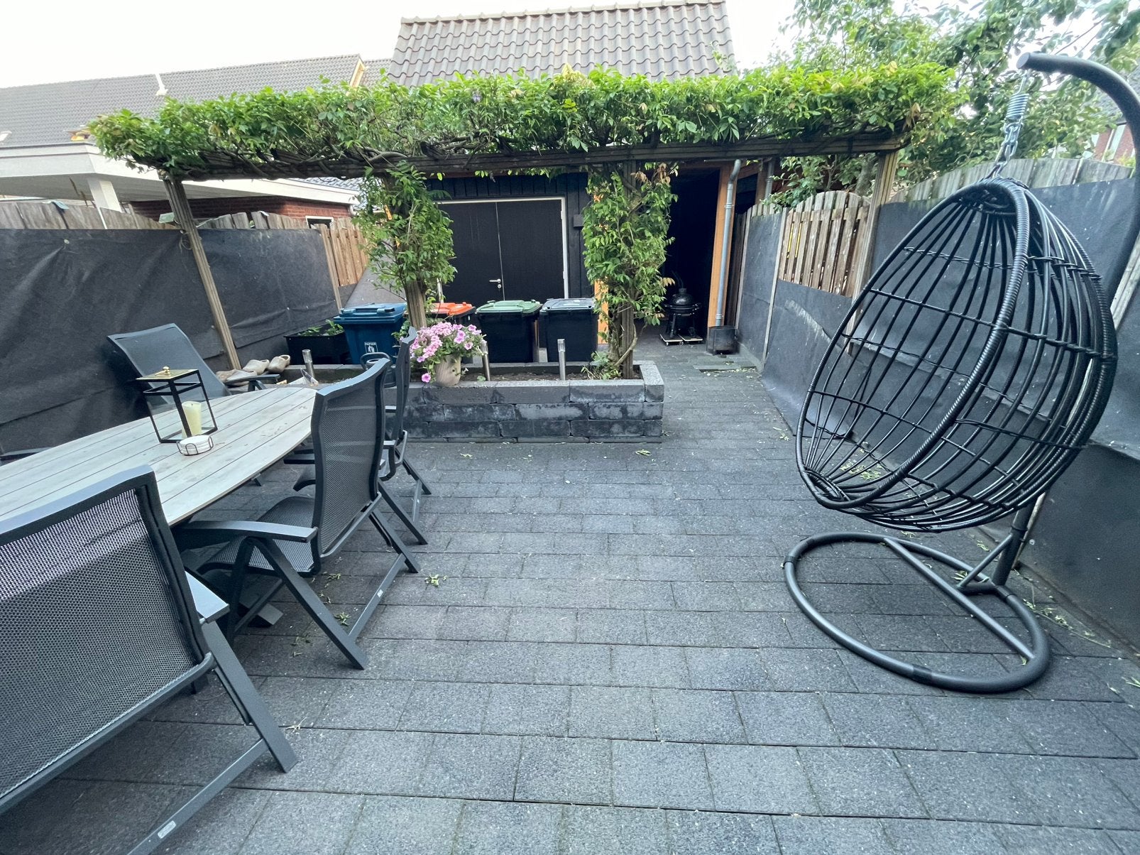 Ruinbestrating ongeveer 50m2 op pallets!, Tuin en Terras, Tegels en Klinkers, Ophalen of Verzenden, Zo goed als nieuw, Beton, Terrastegels