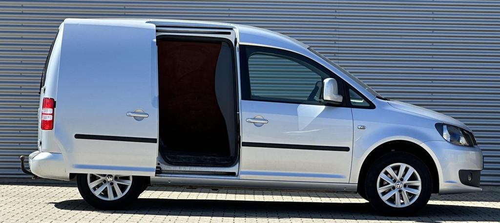 Volkswagen Caddy 1.6 TDI DSG automaat Navi|Cruise|Trekhaak, Euro 5, Stof, Gebruikt, Zwart