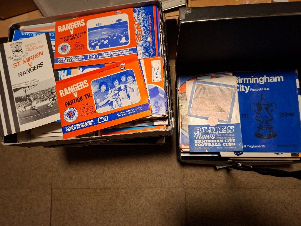 verzameling oude voetbal programma's en tijdschriften, Ophalen, Zo goed als nieuw, Overige binnenlandse clubs, Boek of Tijdschrift
