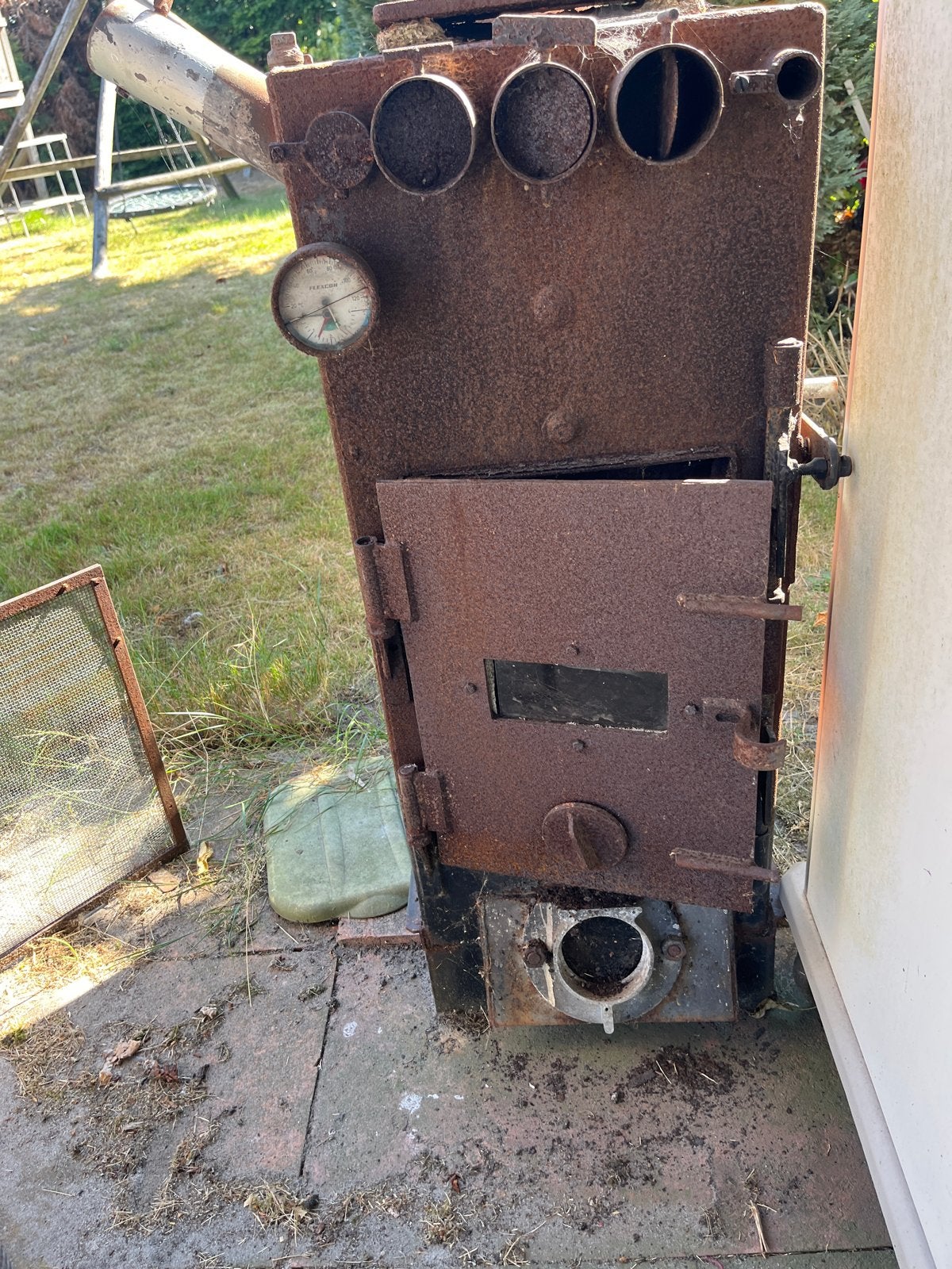 Oude roestige allesbrander/houtkachel, Huis en Inrichting, Ophalen, Gebruikt, Vrijstaand, Hout