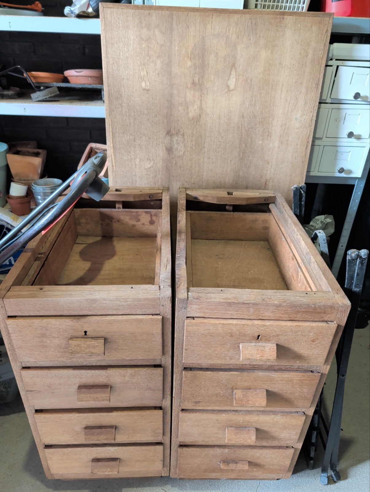 Vintage houten bureautje met lades, Ophalen of Verzenden