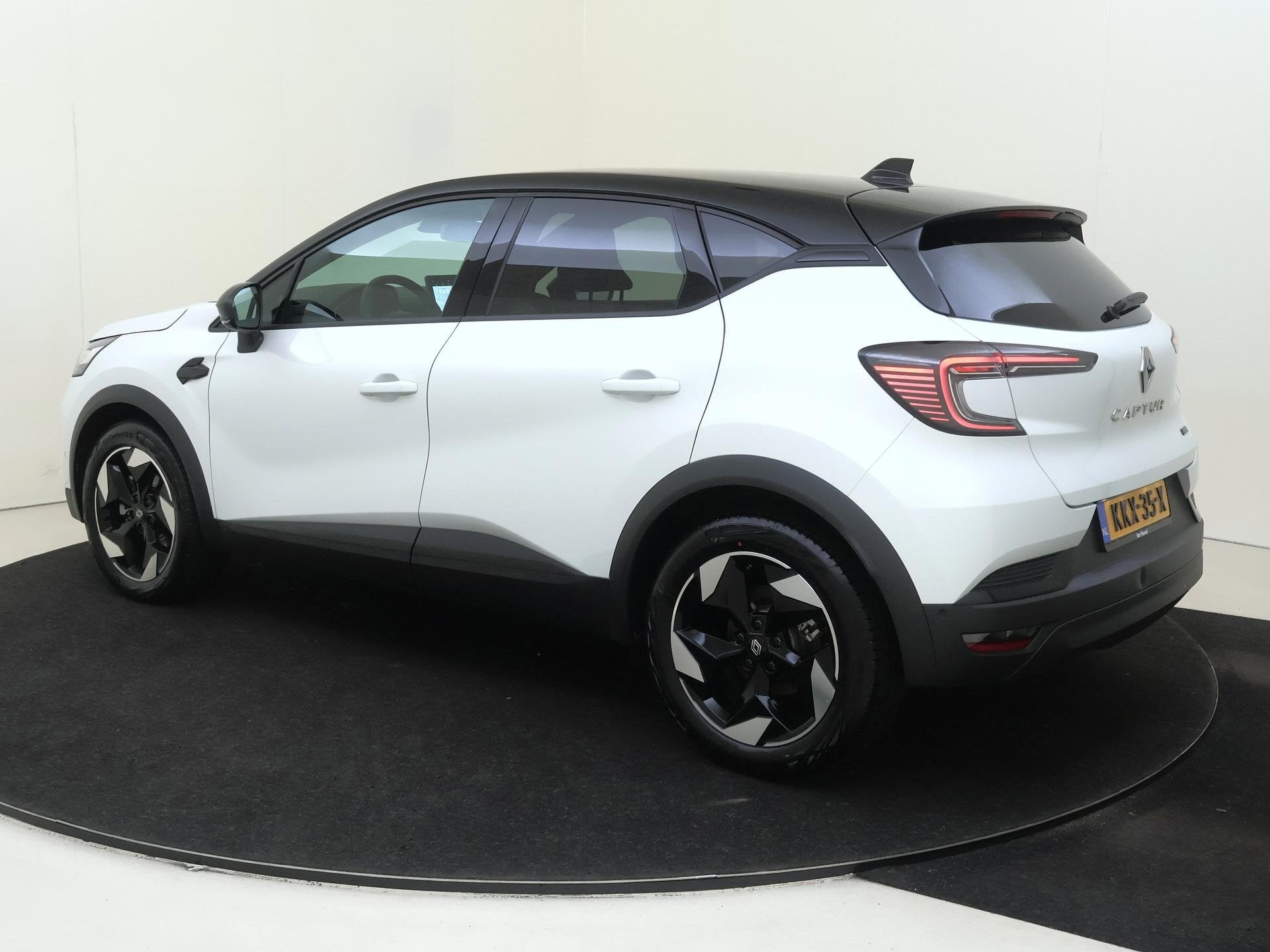 Renault Captur 1.8 E-Tech full hybrid 160 techno AUTOMAAT |, 4 cilinders, Leder en Stof, Bedrijf, 1000 kg