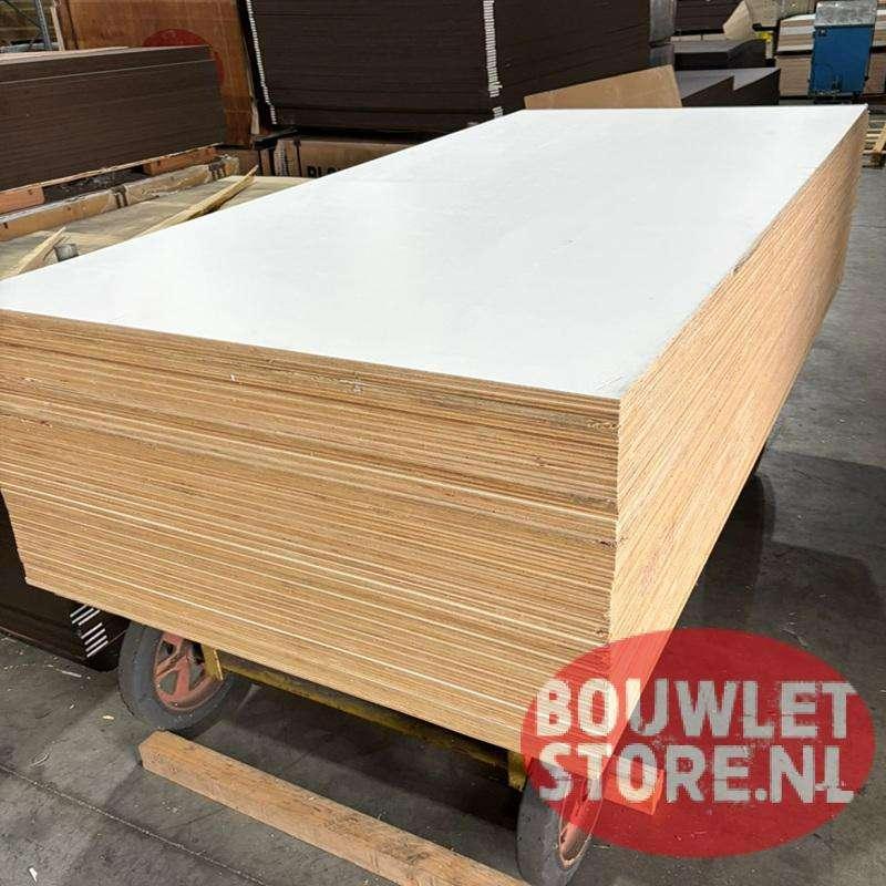 Multiplex 15 mm hardhout wit gegrond interieur lichtgewicht