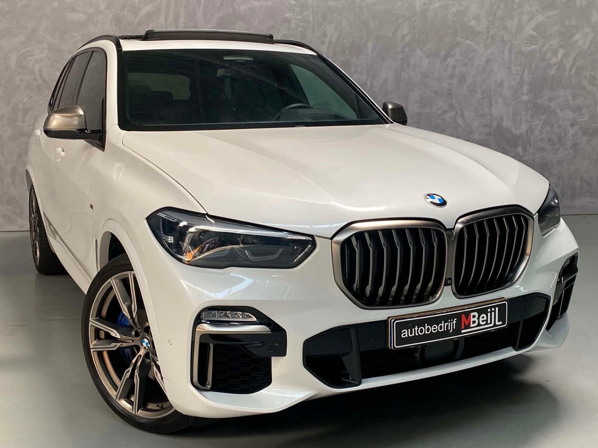 BMW X5 M50d High Executive /Pano /Trekhaak /360 camera /HUD, Auto's, Automaat, 15 km/l, Gebruikt, 2993 cc