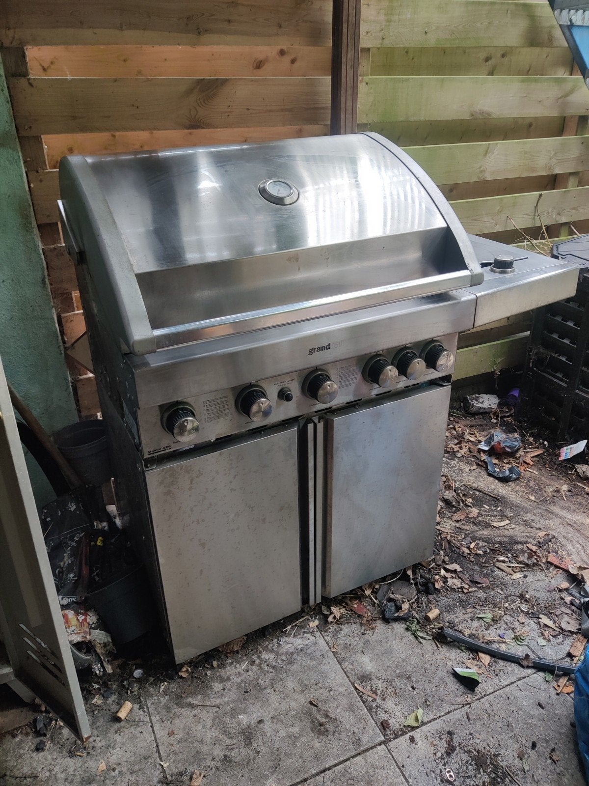 Gasbarbecue, Ophalen, Gebruikt, Grandhall