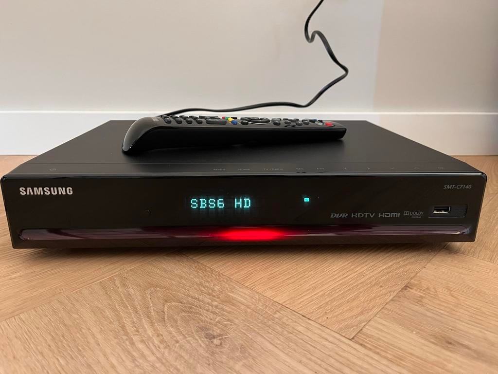 Samsung SMT-C7140 HD DVR Decoder met afstandsbediening, Ophalen of Verzenden, Gebruikt, Harddiskrecorder