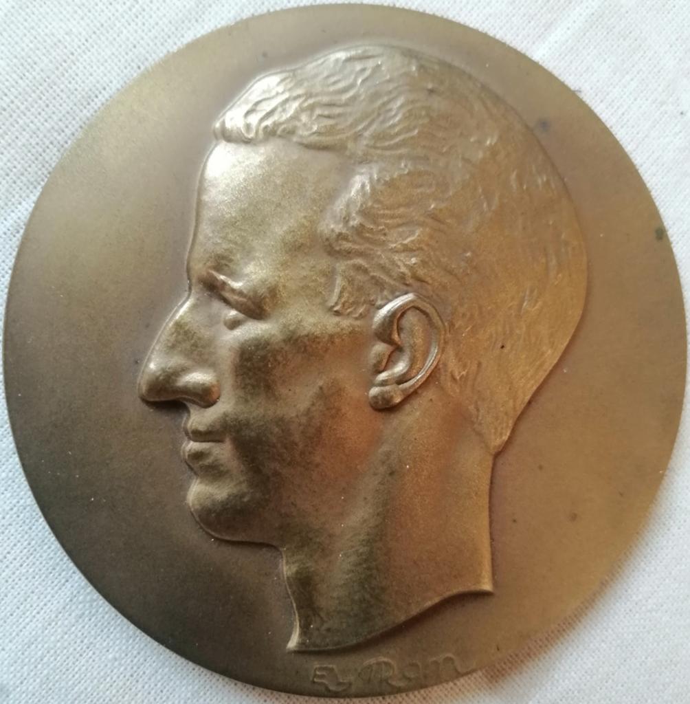 Bronzen Medaille Koning Boudewijn, Verzenden