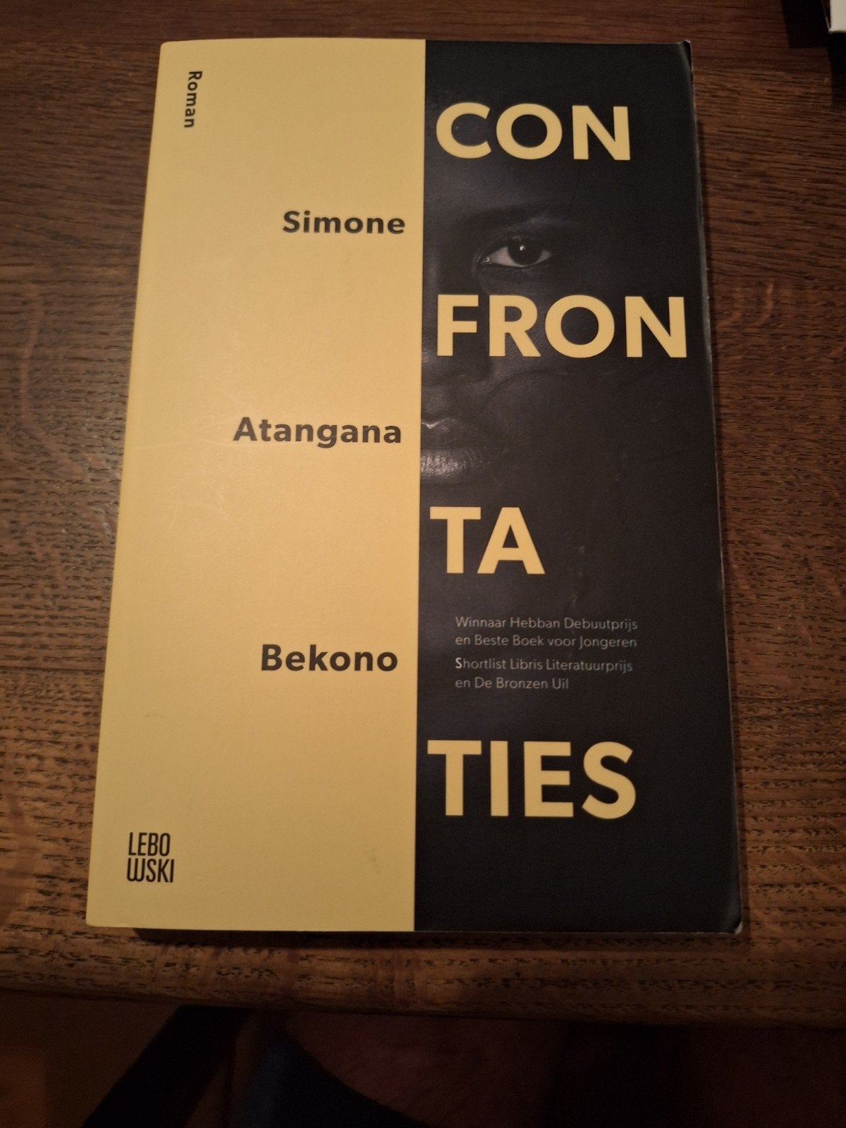 Simone Atangana Bekono - Confrontaties ZGAN, Ophalen of Verzenden, Zo goed als nieuw