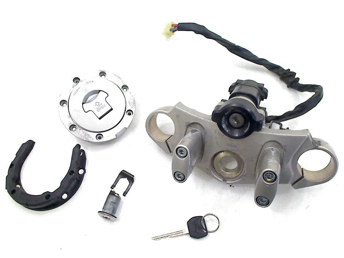 Slotenset Honda CBF 600 2004-2006 (CBF600N CBF600S PC38), Honda Center GmbH, Gebruikt, Info@honda.de, Hanauer Landstraße  222-224, Frankfurt am Main 60314, , Duitsland