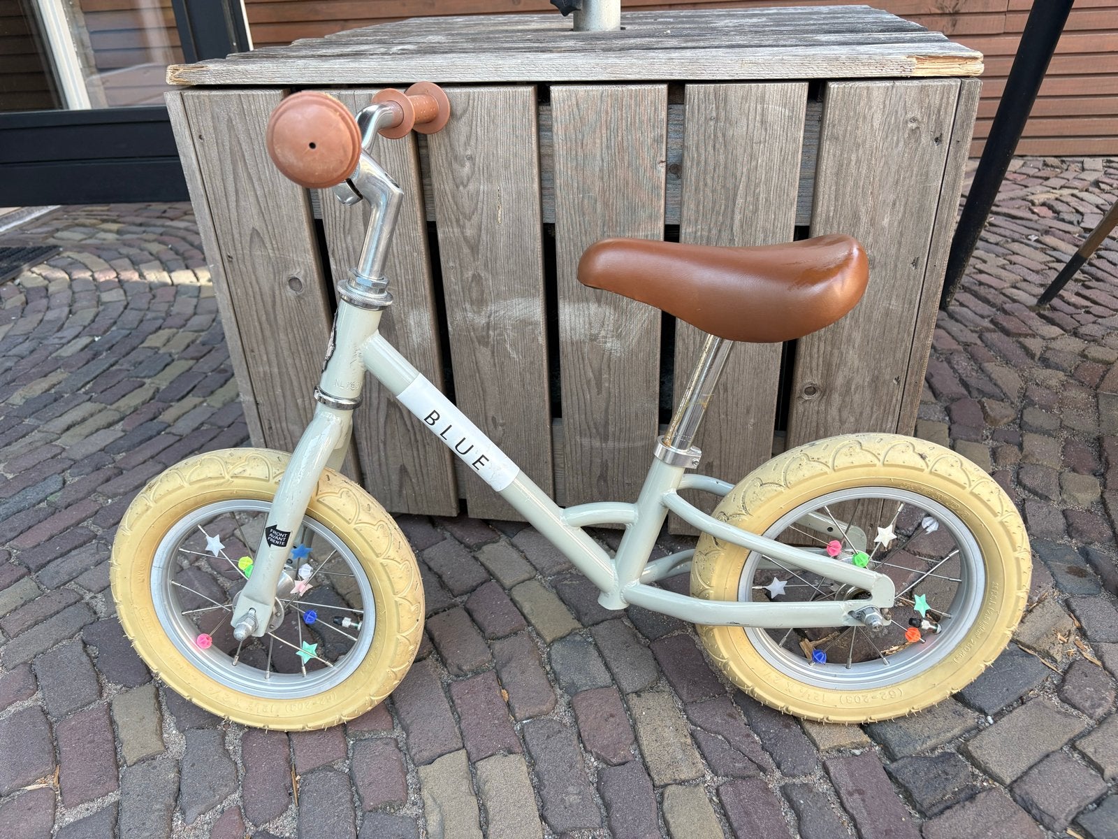 Veloretti loopfiets voor kinderen, Ophalen, Zo goed als nieuw, Minder dan 16 inch