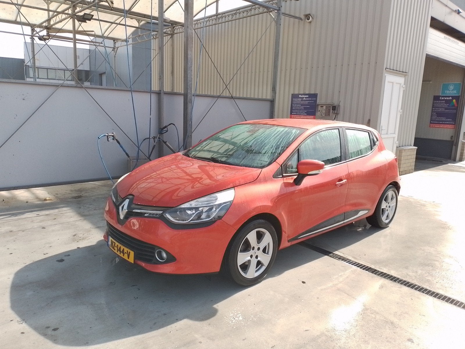 Renault Clio 0.9 TCE 66KW 5-DRS 2015 Rood