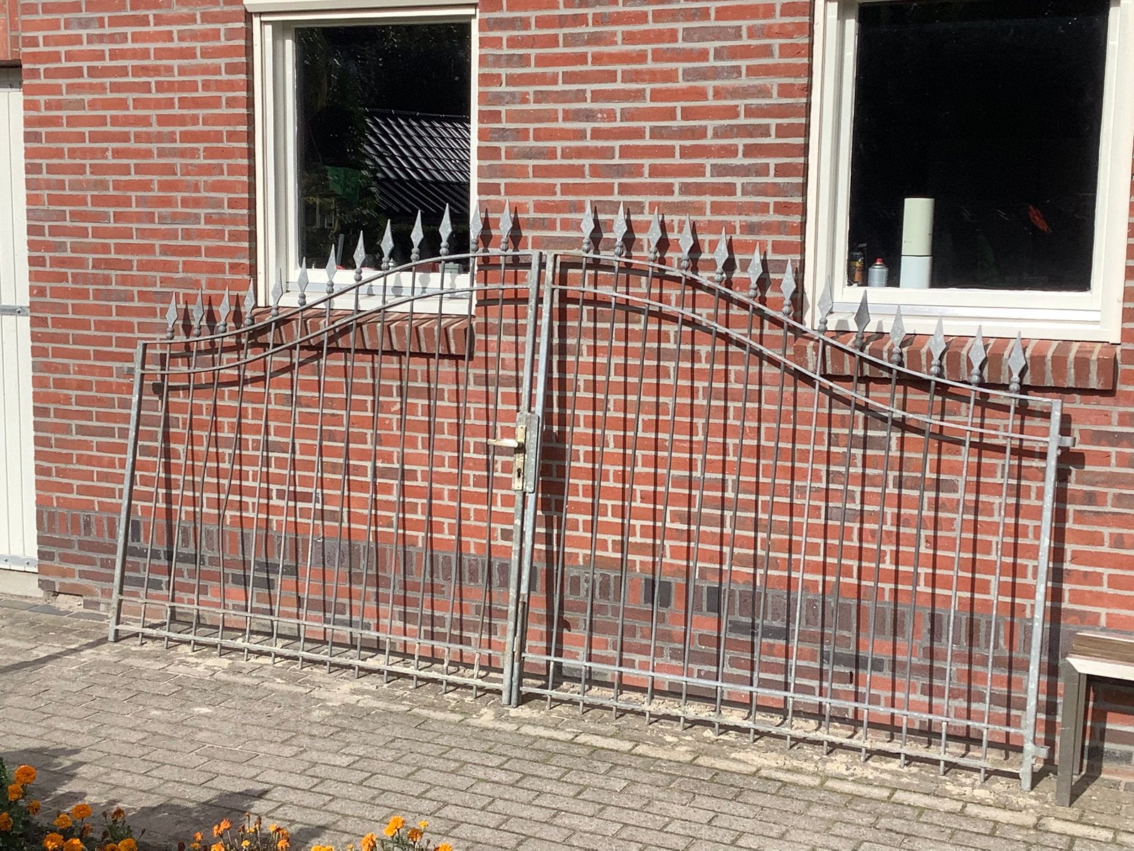 DUBBELE POORT GEBOGEN met SPIJLEN PUNT, Ophalen, Met poort, Gebruikt, Spijlenhekwerk