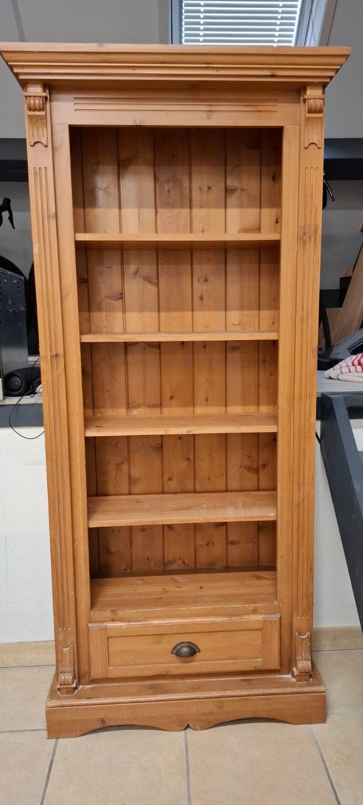 Massief grenen boekenkast met lade en planken, Ophalen, Gebruikt