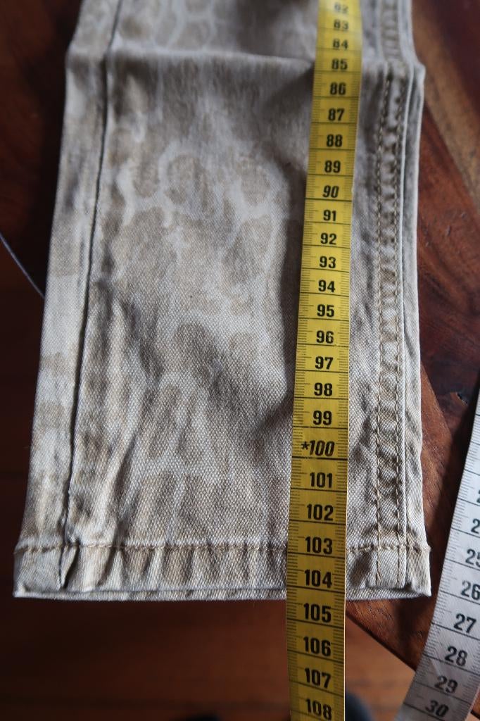 mooie broek 2 bizzy beige met print mt 38, Kleding | Dames, Maat 38/40 (M), 2-Bizzy, Beige, Ophalen of Verzenden