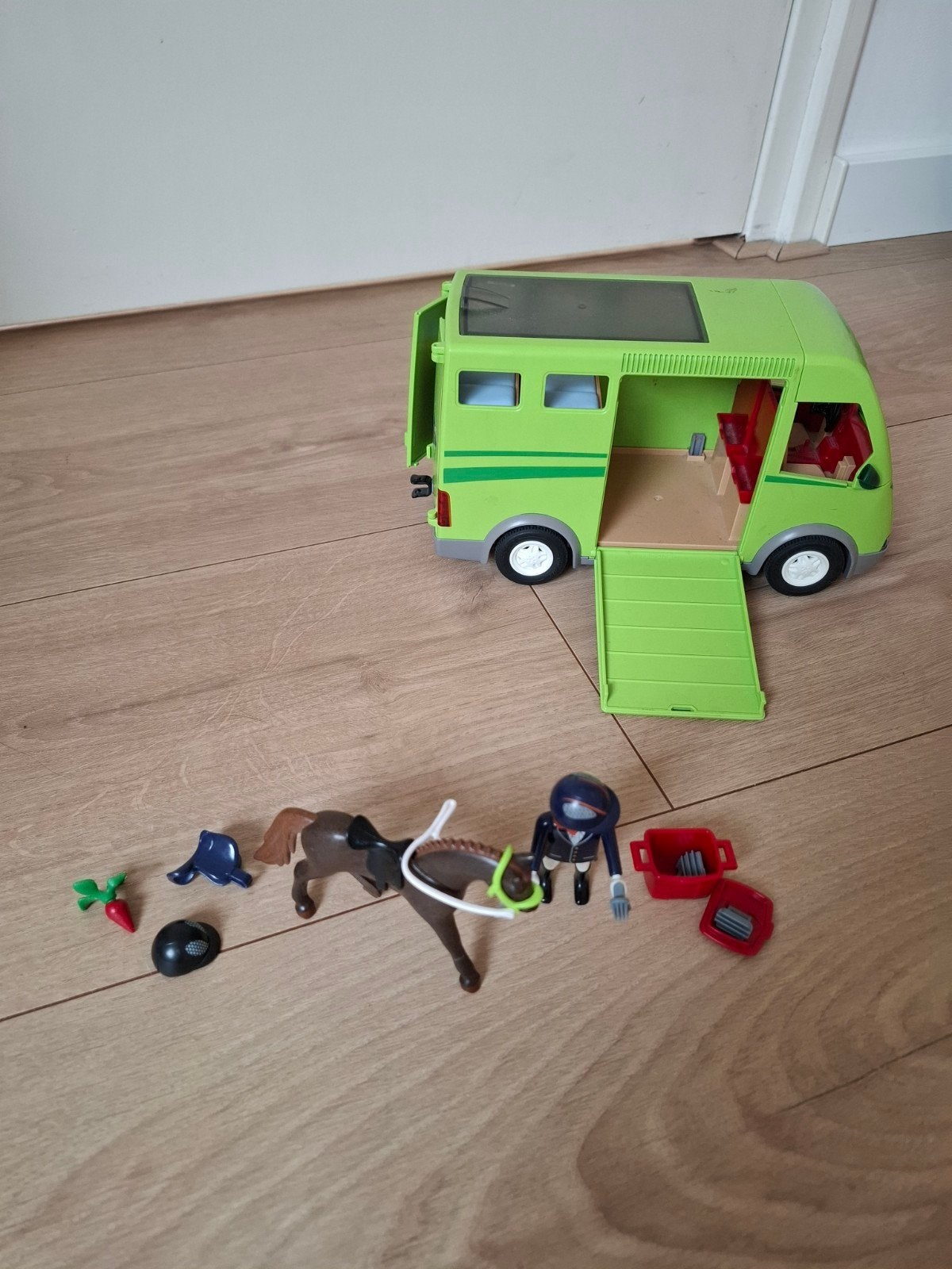Playmobil Paardentrailer met paard en ruiter, Ophalen of Verzenden, Gebruikt, Jongen of Meisje