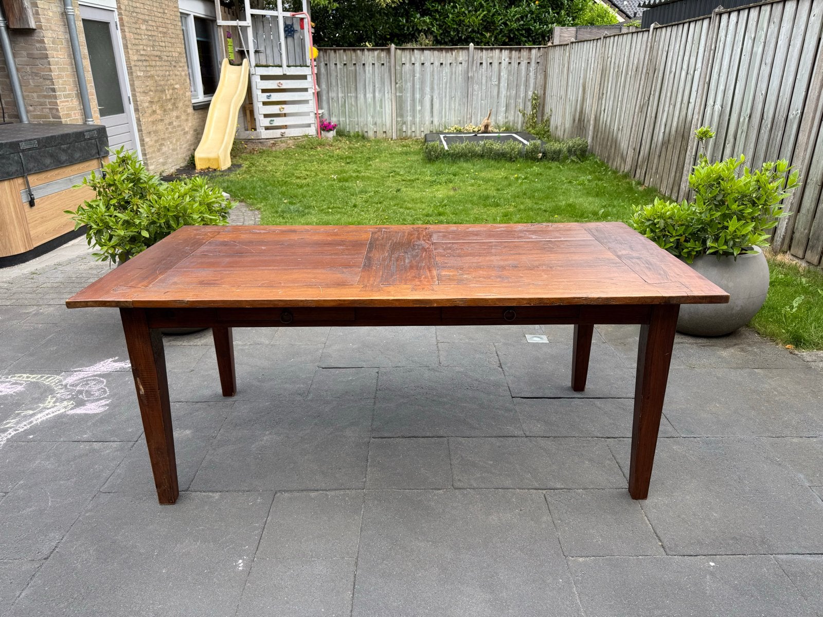 Robuuste houten tafel - 181x90x74 cm, Huis en Inrichting, Ophalen, Gebruikt, 50 tot 100 cm, Vijf personen of meer