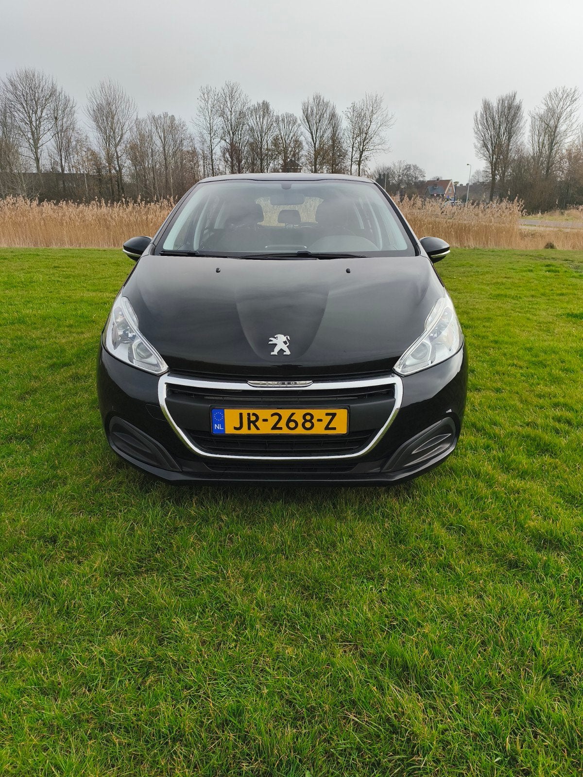Peugeot 208 1.2 VTI 60KW/82PK 5-D 2016 Zwart, Voorwielaandrijving, Stof, 1199 cc, Origineel Nederlands