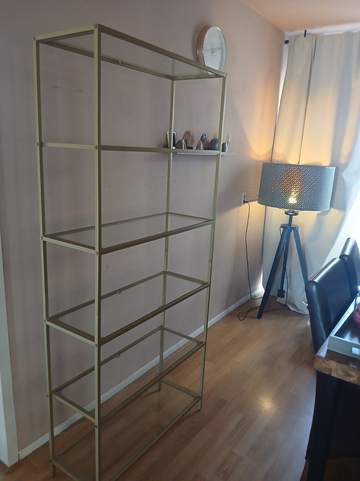 Gouden Stellingkast / Boekenkast met Glazen Planken, Met plank(en), Modern, Industrieel, 200 cm of meer, Zo goed als nieuw