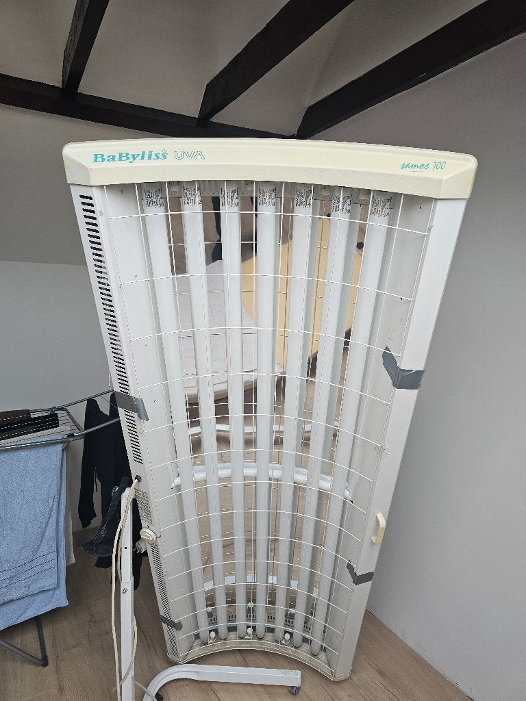 zonnebank voor thuisgebruik met UVA-lamp van Babyliss, Ophalen, Gebruikt, Zonnebank enkelzijdig, 15 lampen of meer