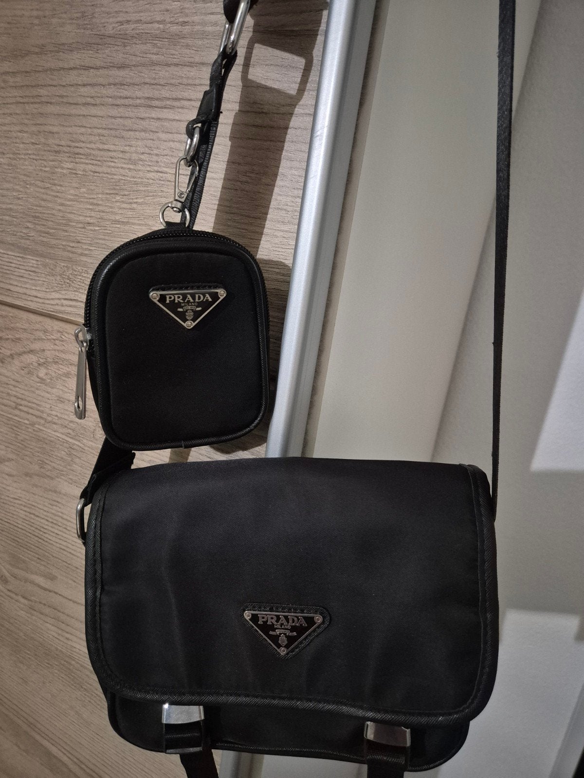Prada messenger bag, Verzenden, Zo goed als nieuw, Zwart