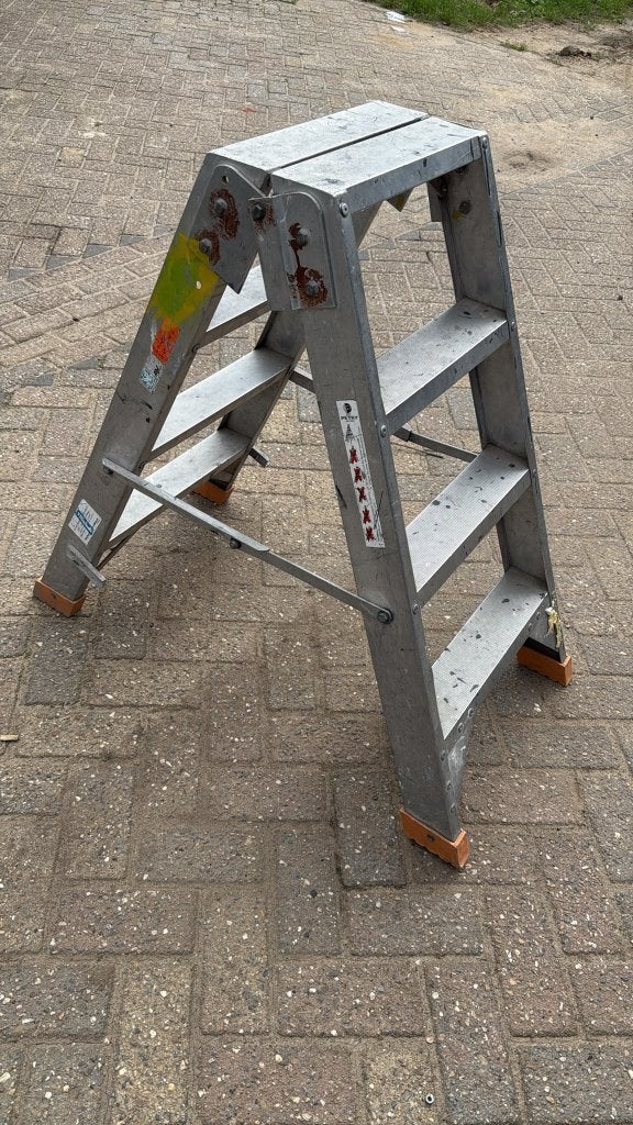 Traplader 1 meter hoog, Doe-het-zelf en Verbouw, Ophalen, Gebruikt, Ladder, Minder dan 2 meter