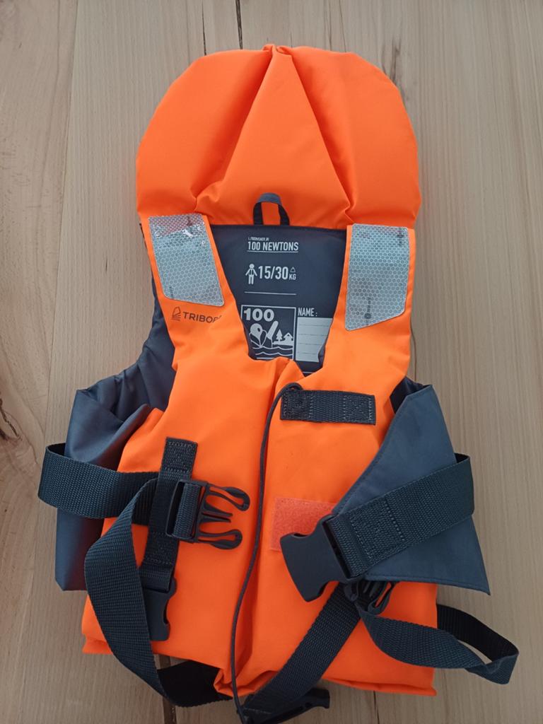 Tribord reddingsvest 15/30kg zo goed als nieuw, Ophalen, Zo goed als nieuw, Overige typen