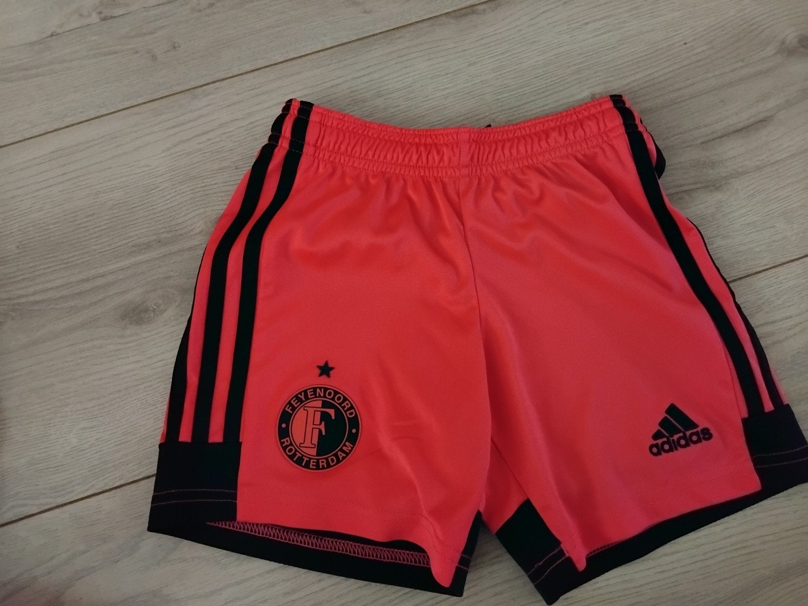 Feyenoord sportbroekje maat 116, Ophalen of Verzenden, Zo goed als nieuw, Broek