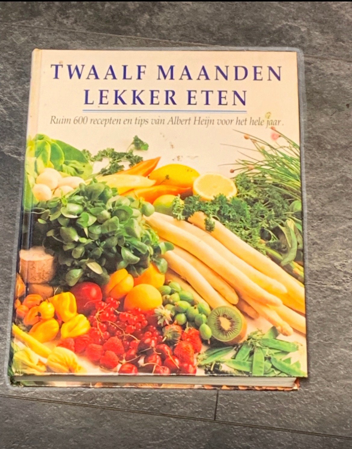 Twaalf maanden lekker eten., Ophalen, Gelezen, Nederland en België