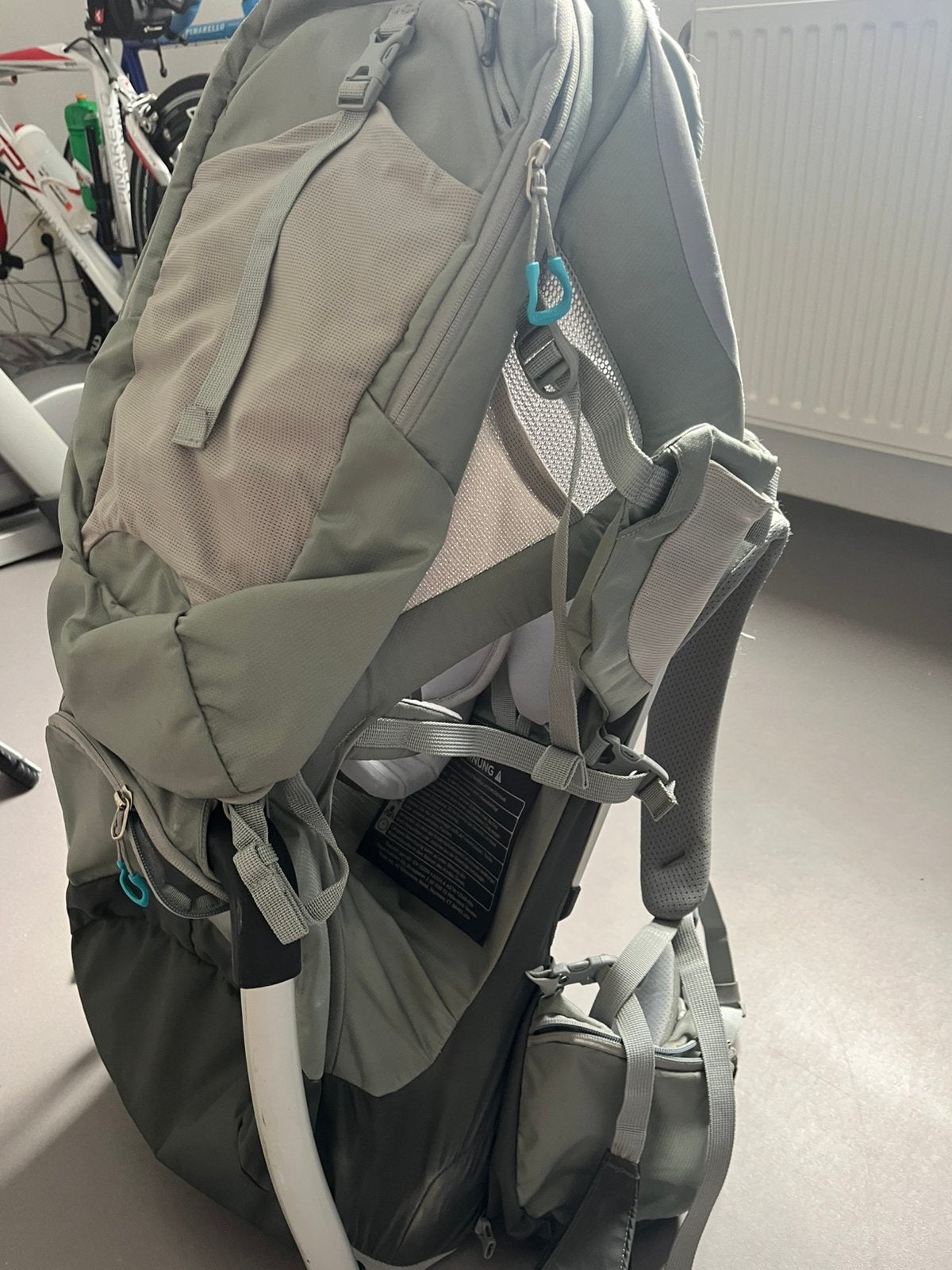 Mooie Kinderdrager Sapling Elite Grey Thule️❤️nette staat, Kinderen en Baby's, Babydragers en Draagdoeken, Zo goed als nieuw, Rug