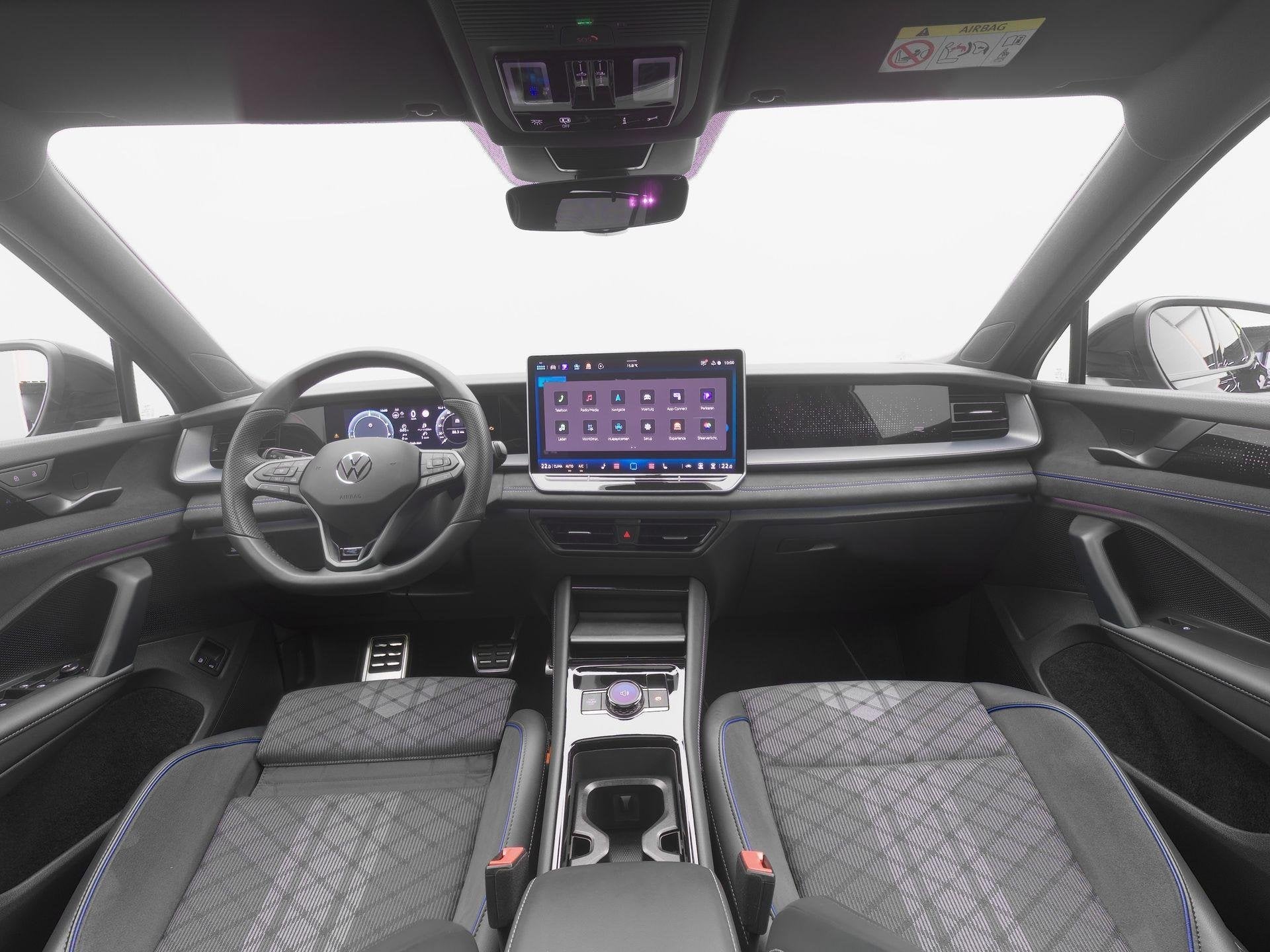 Volkswagen Tayron R-Line Edition 1.5 eHybrid 204 PK | Head-U, Auto's, Stof, 4 cilinders, 150 min, Bedrijf