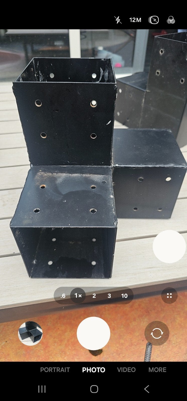 Zwarte metalen paalhouders 12x12 voor pergola of constructie, Ophalen of Verzenden, Gebruikt