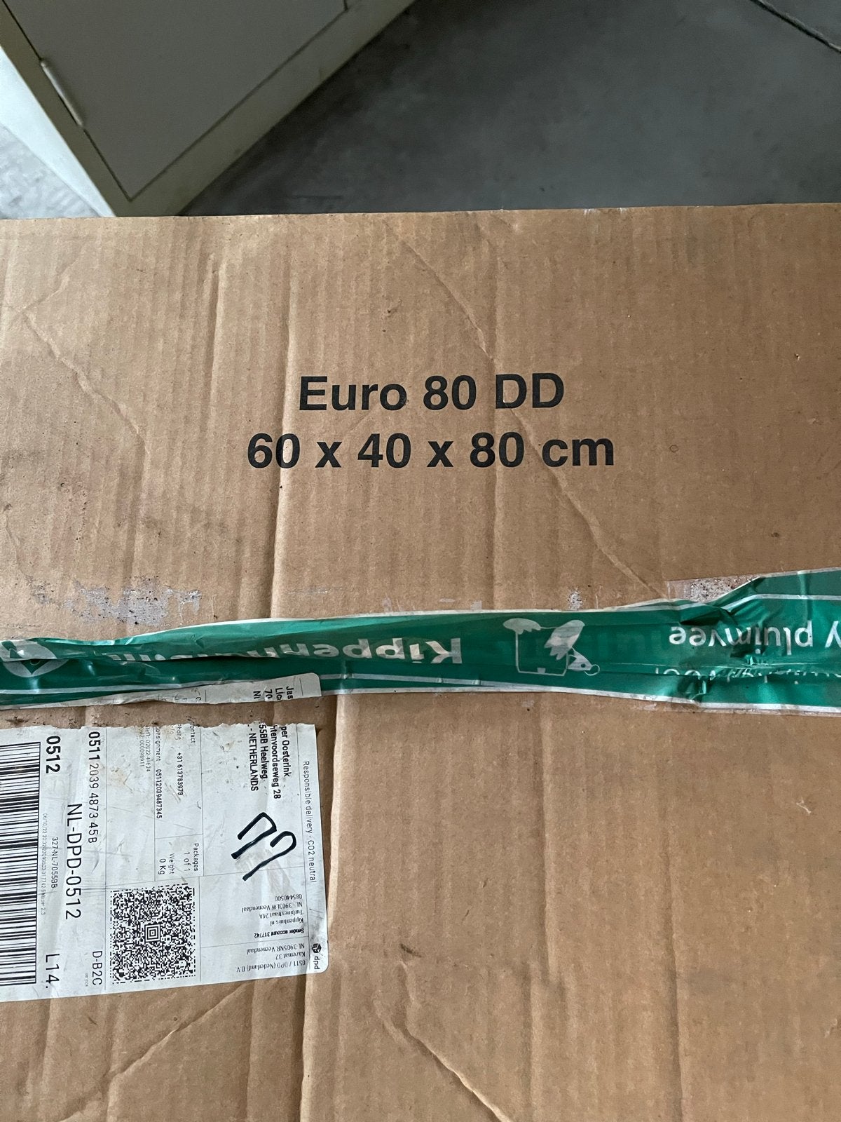 Lege eieren dozen, Ophalen