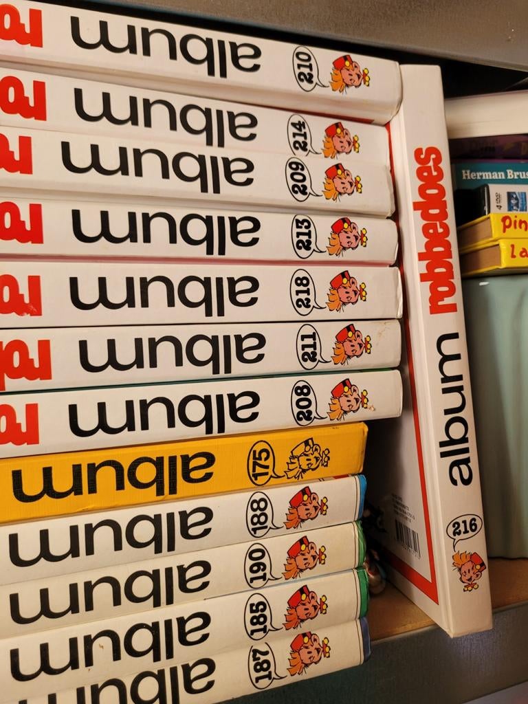 Robbedoes weekblad verzamelalbums - 13 stuks, Boeken, Ophalen of Verzenden, Gelezen