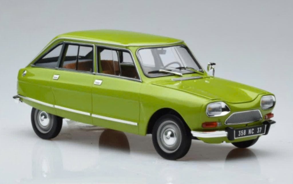 Citroen Ami 8 Club 1969 Groen schaal 1/18 NOREV 181677