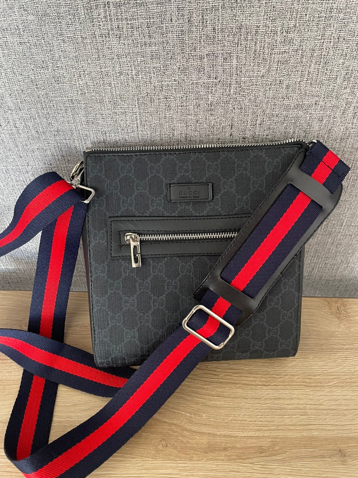 Gucci messenger bag, Sieraden, Tassen en Uiterlijk, Tassen | Schoudertassen, Ophalen of Verzenden, Zo goed als nieuw, Zwart, Overige merken