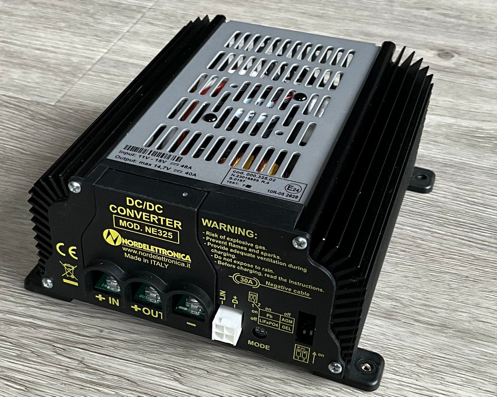 Nordelettronica NE325 DC-DC converter, Caravans en Kamperen, Torino, Service@nordelettronica.it, Ophalen of Verzenden, Zo goed als nieuw