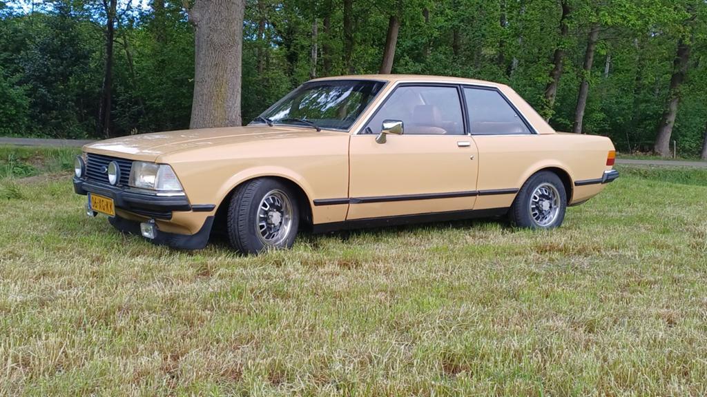 Ford Granada 2 deurs 2.3 GL V6 5bak LPG 1978, 2300 cc, Geel, Bruin, Handgeschakeld