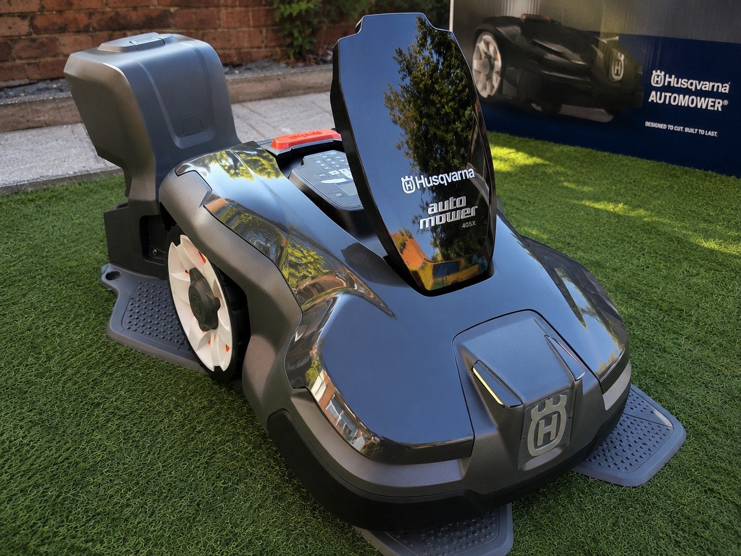 Husqvarna robot grasmaaier (2025) – Nieuw in doos, Cirkelmaaier, Accu-grasmaaier, Nieuw, Ophalen of Verzenden