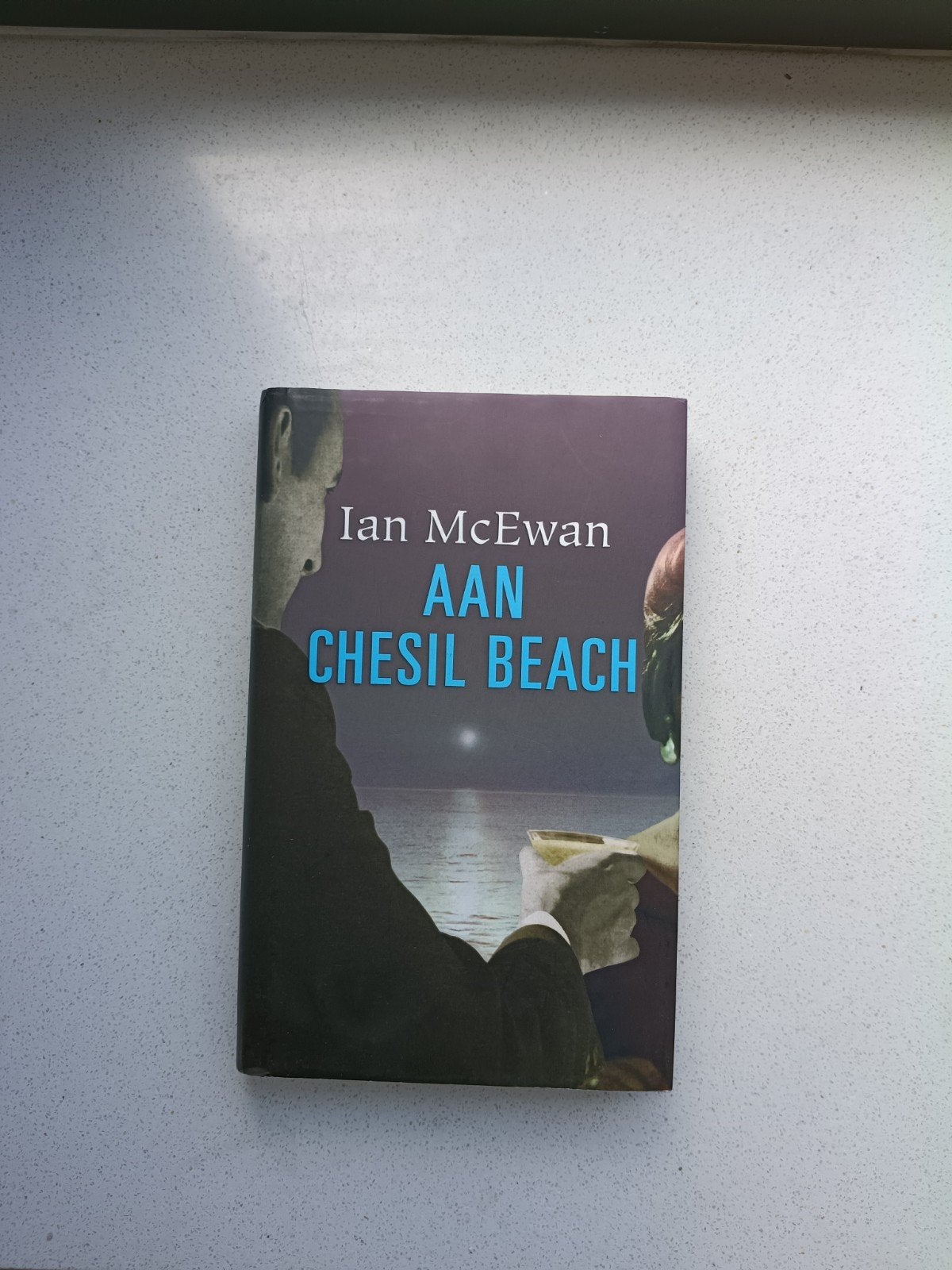 Aan Chesil Beach - Ian McEwan, Ophalen of Verzenden, Zo goed als nieuw