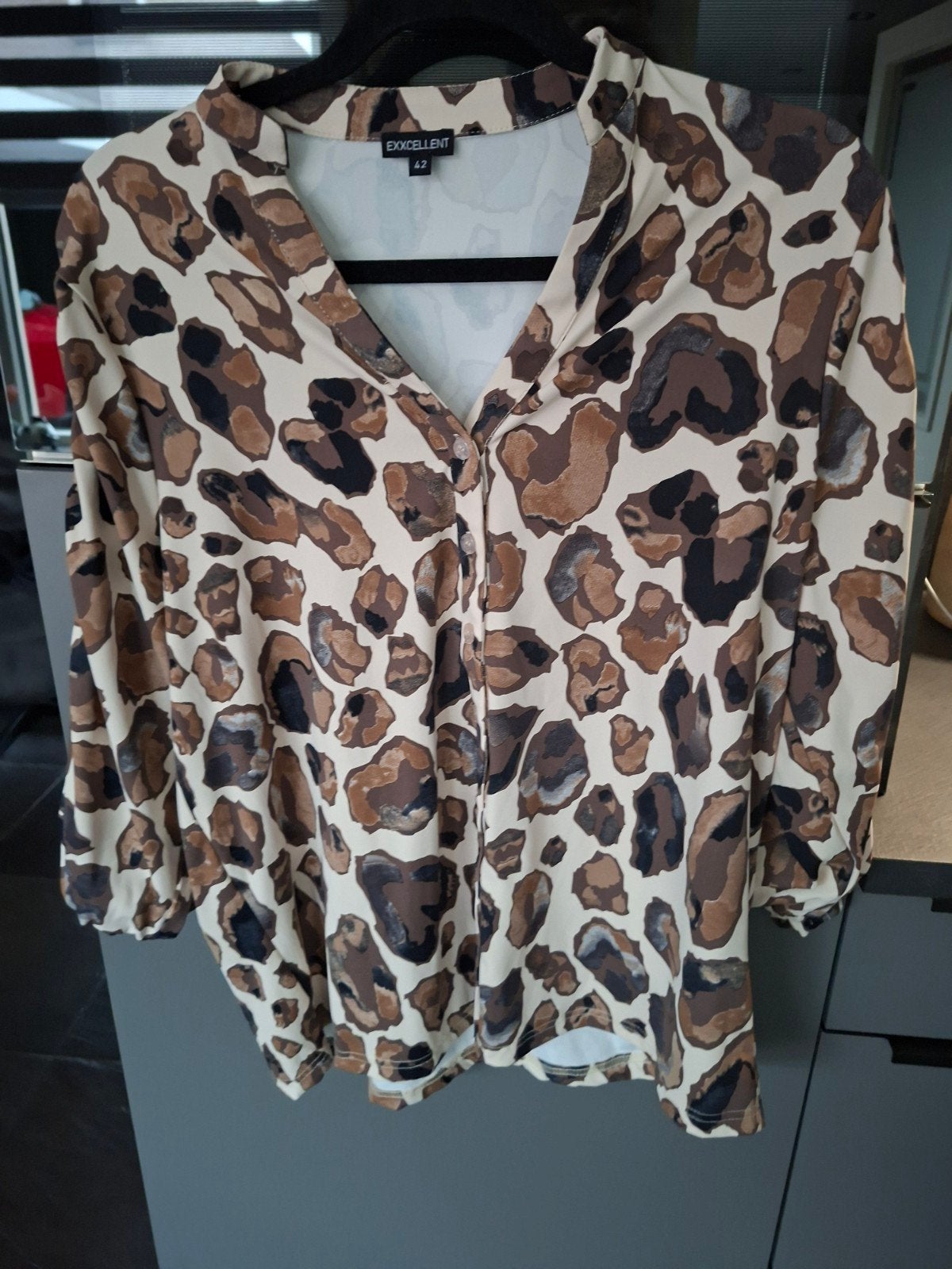 leuke blouse 42, Bruin, Maat 42/44 (L), Ophalen of Verzenden, Zo goed als nieuw