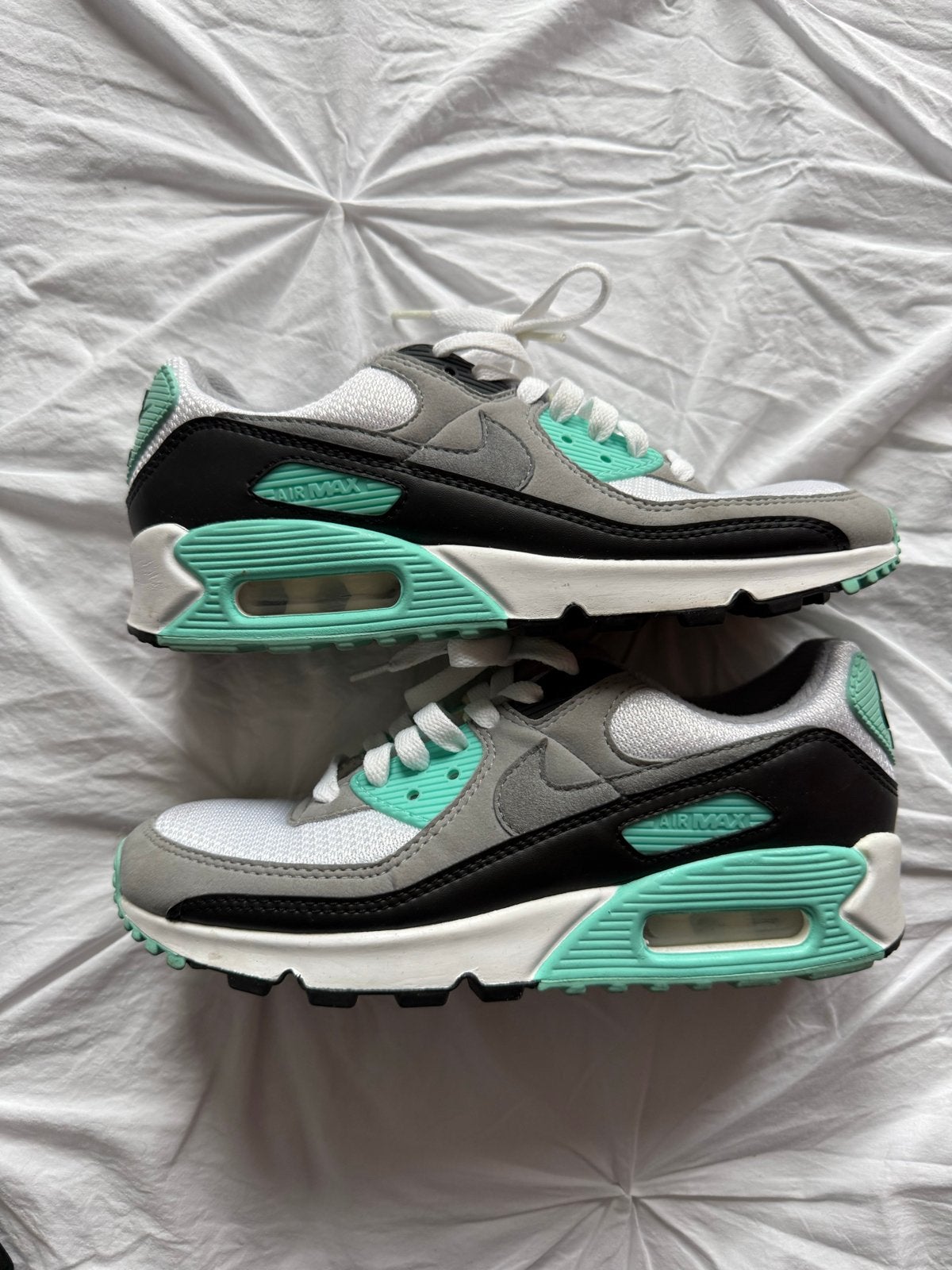 Nike Air Max 90 sneakers - Grijs, zwart, mintgroen, Ophalen of Verzenden, Zo goed als nieuw, Grijs, Sneakers of Gympen