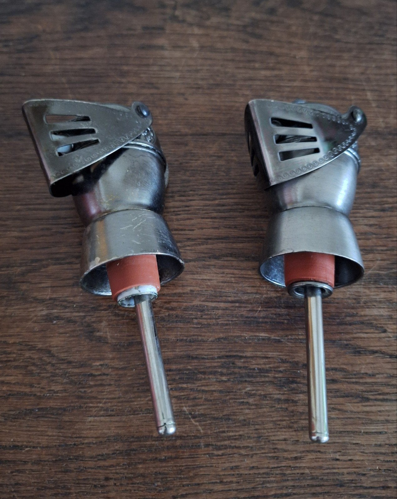 RVS schenkdop ridderhelm/ridderschenker, twee stuks., Ophalen of Verzenden
