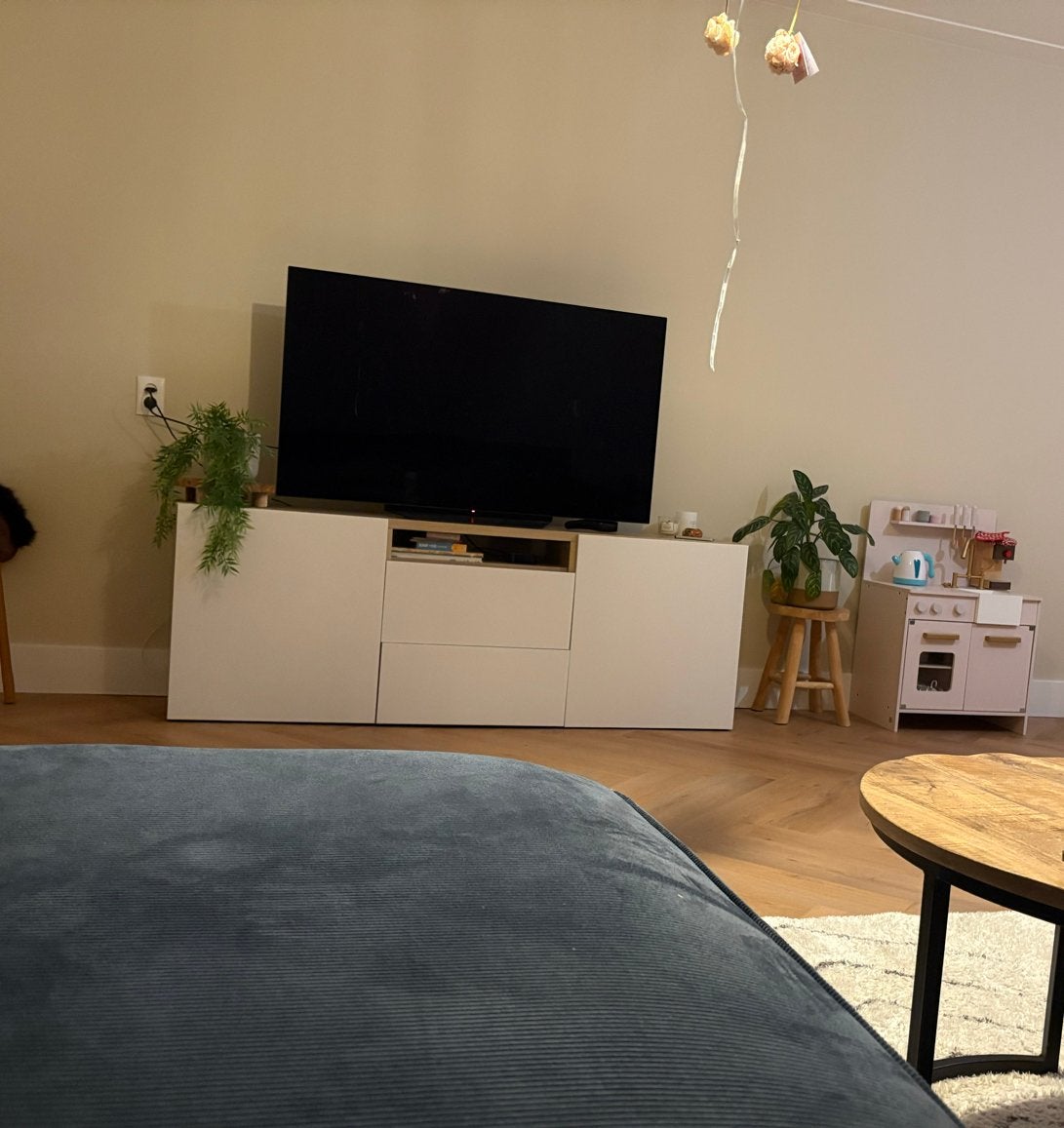Ikea Besta TV meubel in goede staat, 150 tot 200 cm, Ophalen of Verzenden, Zo goed als nieuw, Minder dan 100 cm