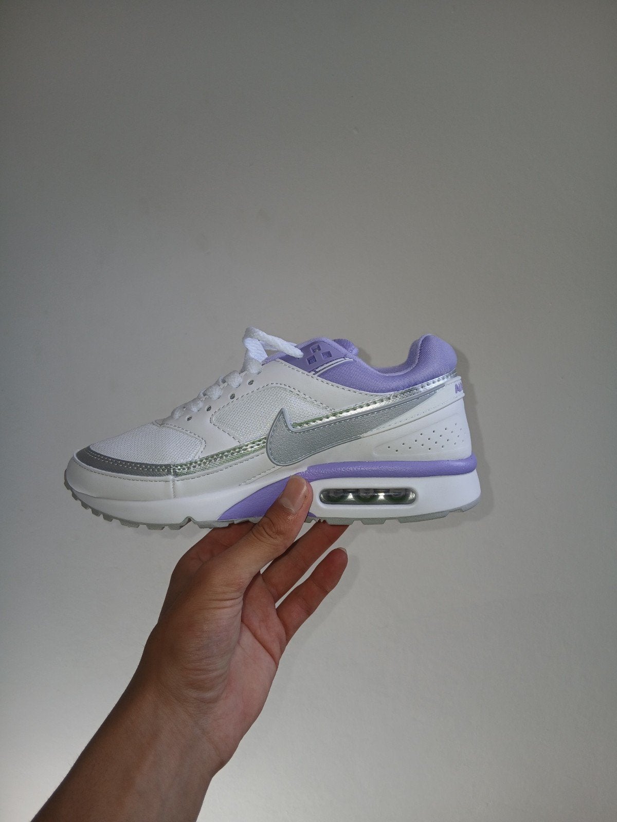 Nike Air Max Sneakers - Wit/Paars, Ophalen of Verzenden, Nieuw, Wit, Sneakers of Gympen